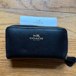 Coach Black Textured Leather Wallet